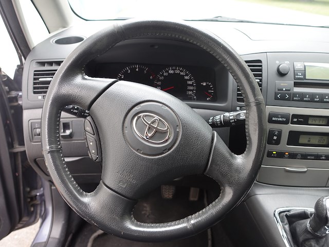 Toyota corolla - afbeelding 2 van  21