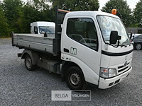 Toyota dyna 100 lichte vrachtwagen met scattolini kipbak