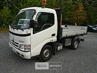Toyota dyna 100 lichte vrachtwagen met scattolini kipbak - afbeelding 13 van  22
