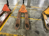 Toyota hand hydraulische palletwagen - afbeelding 2 van  4