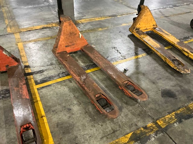 Toyota hand hydraulische palletwagen - afbeelding 3 van  4