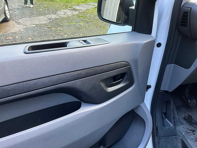 Toyota proace bedrijfswagen - afbeelding 6 van  31