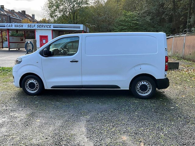 Toyota proace bedrijfswagen - afbeelding 30 van  31