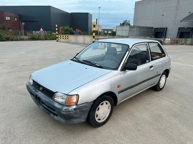 Toyota starlet 1995 - afbeelding 12 van  19