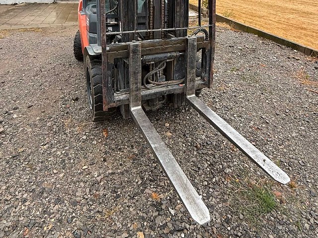 Toyota tonero diesel vorkheftruck 30 02-8fdf30 – 3.000 kg – 5 m lift – 2017 - afbeelding 2 van  9