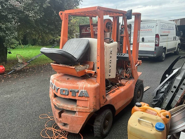 Toyota toyota benzine tegengewichtheftruck – benzine vorkheftruck – duplex mast - afbeelding 6 van  10