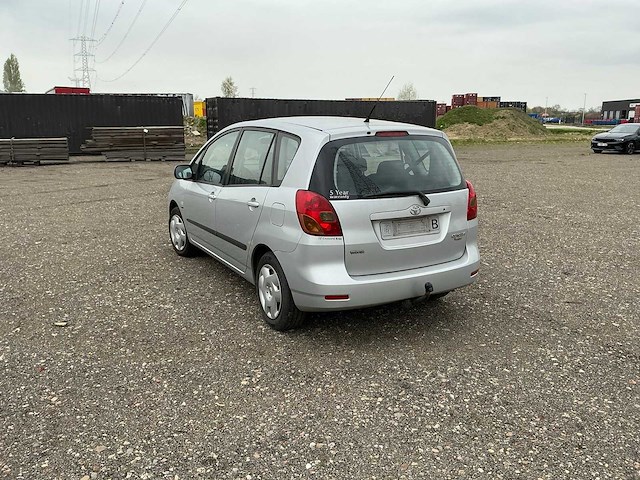 Toyota verso personenauto - afbeelding 2 van  17