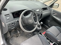 Toyota verso personenauto - afbeelding 7 van  17