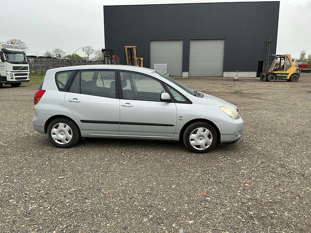 Toyota verso personenauto - afbeelding 16 van  17