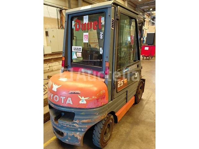 Toyota vorkheftruck 02-6fdf25 - afbeelding 3 van  6