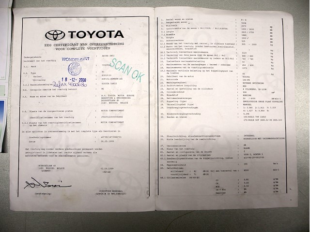 Toyota yaris - jtdjv123500082682 - 1999 - afbeelding 13 van  23