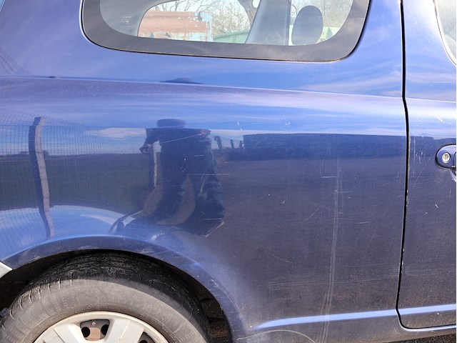 Toyota yaris - jtdjv123500082682 - 1999 - afbeelding 23 van  23