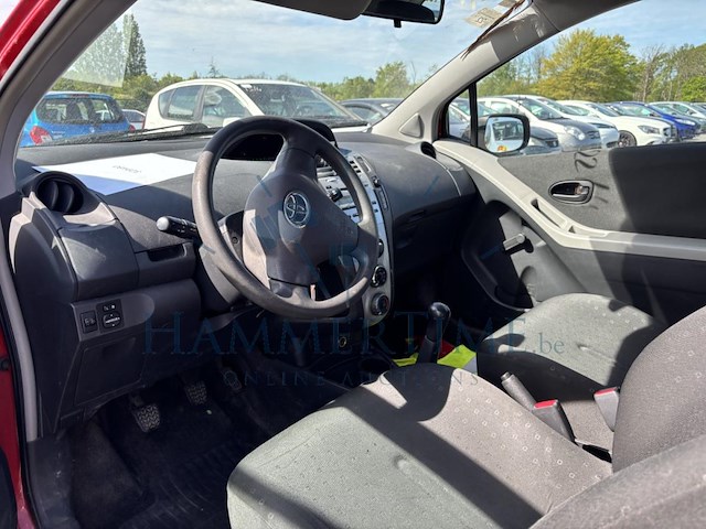 Toyota yaris 1 (0i vvt), 2007 - afbeelding 2 van  32