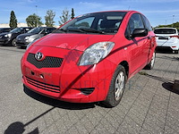 Toyota yaris 1 (0i vvt), 2007