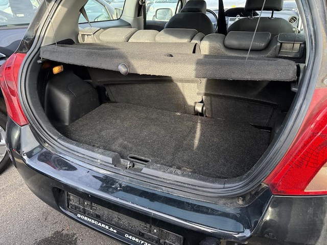 Toyota yaris-1 luna, 2006 - afbeelding 13 van  28