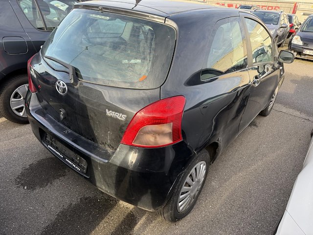 Toyota yaris-1 luna, 2006 - afbeelding 23 van  28