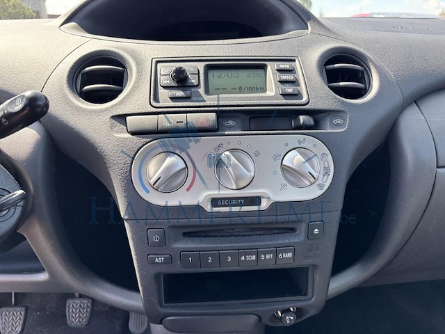Toyota yaris 1.0i vvt-i, 2004 - afbeelding 7 van  31