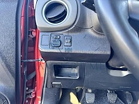 Toyota yaris 1.0i vvt-i dynamic, 2014 - afbeelding 13 van  48