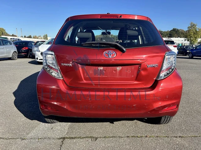 Toyota yaris 1.0i vvt-i dynamic, 2014 - afbeelding 45 van  48