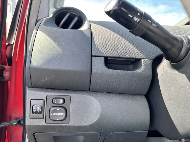 Toyota yaris 1.0i vvt-i luna,2007 - afbeelding 11 van  32