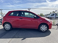 Toyota yaris 1.0i vvt-i luna,2007 - afbeelding 27 van  32