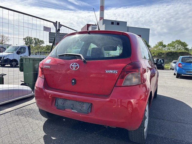 Toyota yaris 1.0i vvt-i luna,2007 - afbeelding 28 van  32