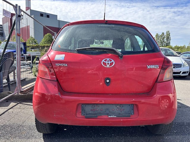 Toyota yaris 1.0i vvt-i luna,2007 - afbeelding 29 van  32