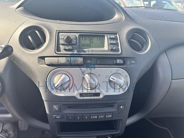 Toyota yaris 1.0i vvt-i natura, 2004 - afbeelding 8 van  34