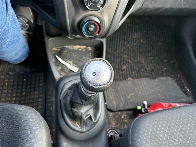 Toyota yaris 1.4 d-4d london dpf, 2011 - afbeelding 5 van  36