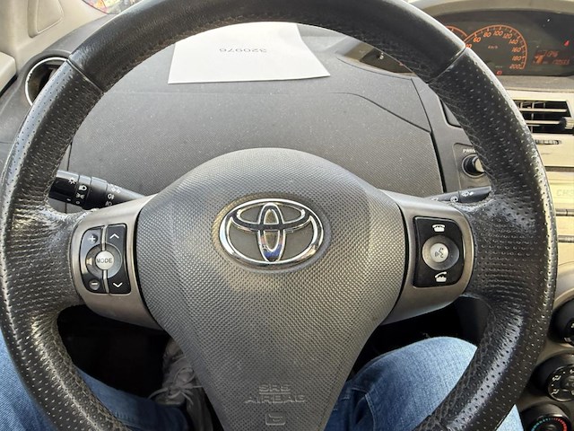 Toyota yaris 1.4 d-4d london dpf, 2011 - afbeelding 6 van  36