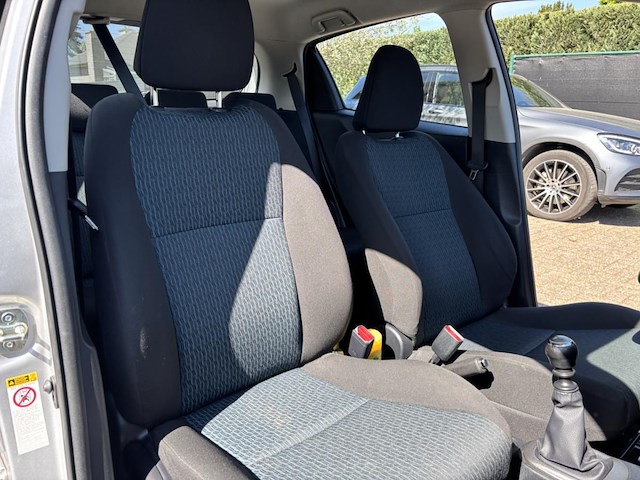 Toyota yaris, 2012 - afbeelding 19 van  33