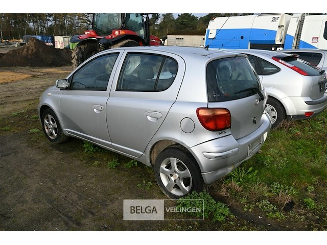 Toyota yaris personenwagen - afbeelding 2 van  15