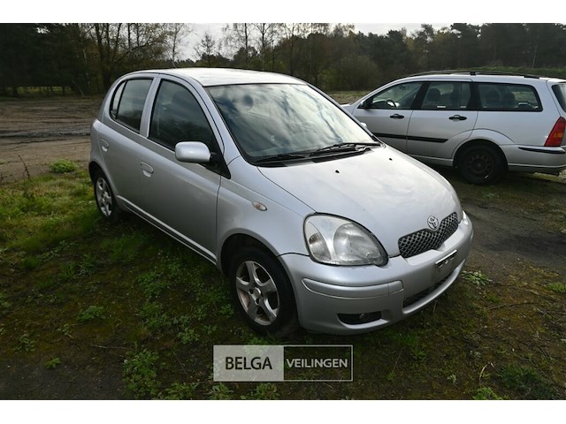 Toyota yaris personenwagen - afbeelding 1 van  15