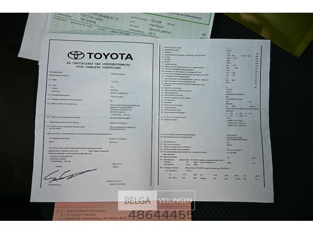 Toyota yaris personenwagen - afbeelding 12 van  15