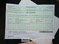 Toyota yaris personenwagen - afbeelding 13 van  15