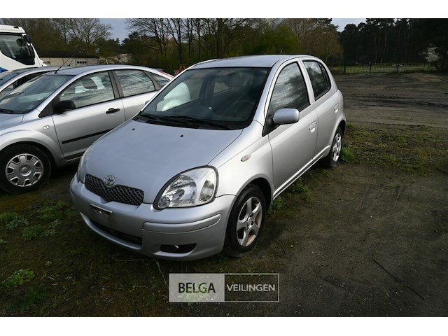 Toyota yaris personenwagen - afbeelding 14 van  15