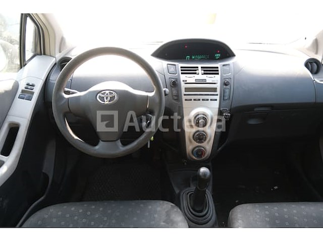 Toyota yaris politievoertuig (2007-159,315 km) - afbeelding 3 van  51