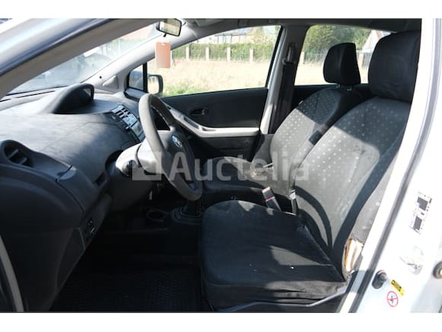 Toyota yaris politievoertuig (2007-159,315 km) - afbeelding 5 van  51