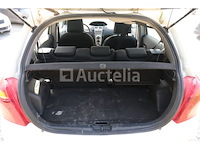 Toyota yaris politievoertuig (2007-159,315 km) - afbeelding 17 van  51