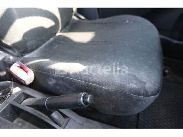 Toyota yaris politievoertuig (2007-159,315 km) - afbeelding 31 van  51