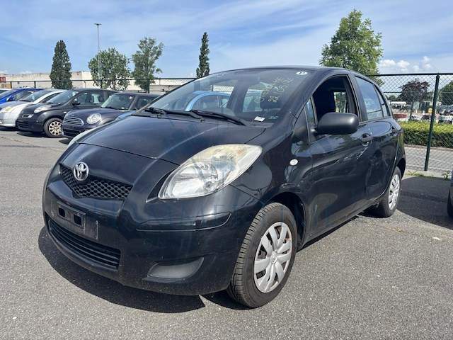 Toyota yaris van 1.0i vvt-i natura,2011 - afbeelding 1 van  32
