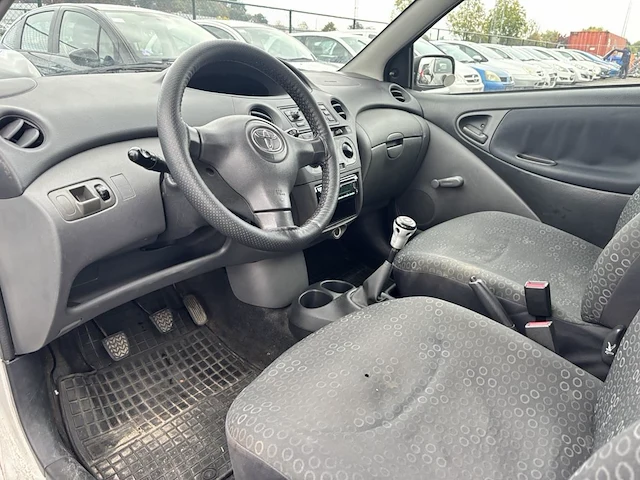 Toyota yaris verso 1.3i vvt-i 16v linea luna, 2004 - afbeelding 3 van  38