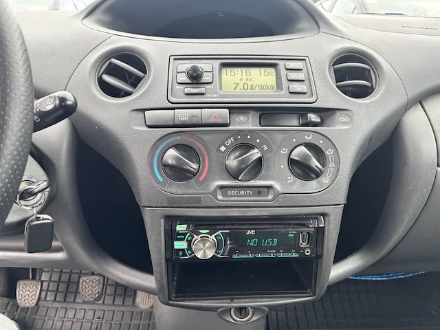 Toyota yaris verso 1.3i vvt-i 16v linea luna, 2004 - afbeelding 7 van  38