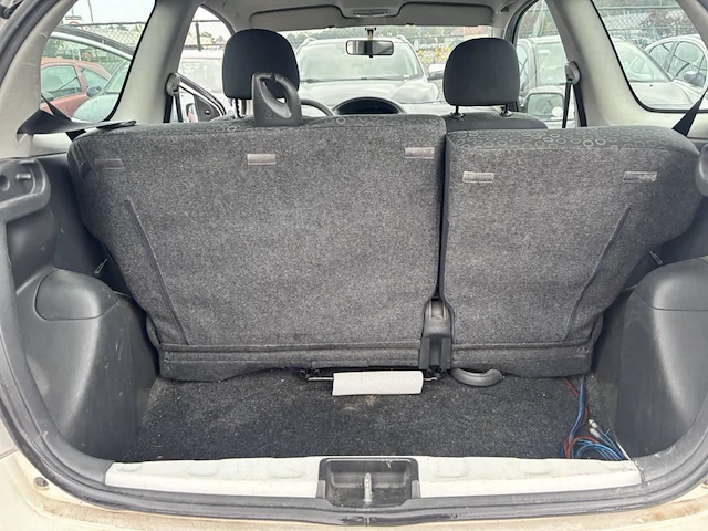 Toyota yaris verso 1.3i vvt-i 16v linea luna, 2004 - afbeelding 16 van  38