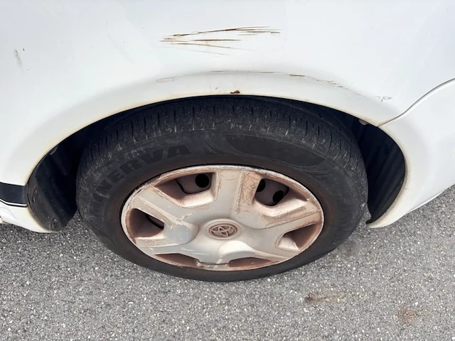 Toyota yaris verso 1.3i vvt-i 16v linea luna, 2004 - afbeelding 18 van  38