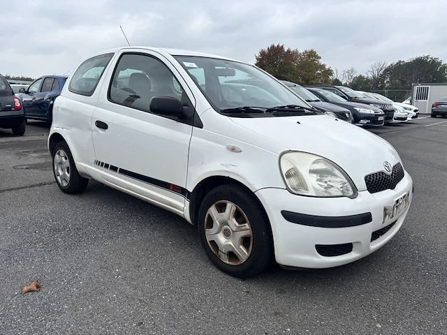 Toyota yaris verso 1.3i vvt-i 16v linea luna, 2004 - afbeelding 23 van  38