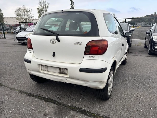 Toyota yaris verso 1.3i vvt-i 16v linea luna, 2004 - afbeelding 34 van  38