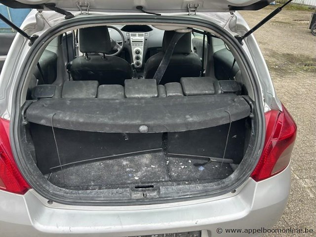Toyota yaris, vnkjl96320a035500, 1e insch 2006-03-20, 64kw, 1299cm³, benzine, manueel, hatchback, euro 4, inschrijvingsbewijs deel i - afbeelding 5 van  15