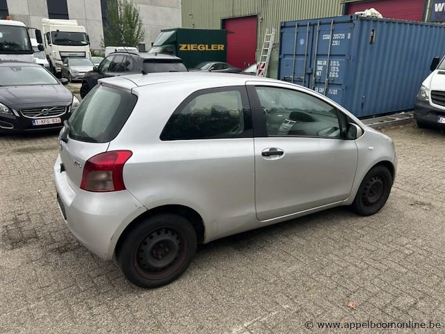 Toyota yaris, vnkjl96320a035500, 1e insch 2006-03-20, 64kw, 1299cm³, benzine, manueel, hatchback, euro 4, inschrijvingsbewijs deel i - afbeelding 8 van  15