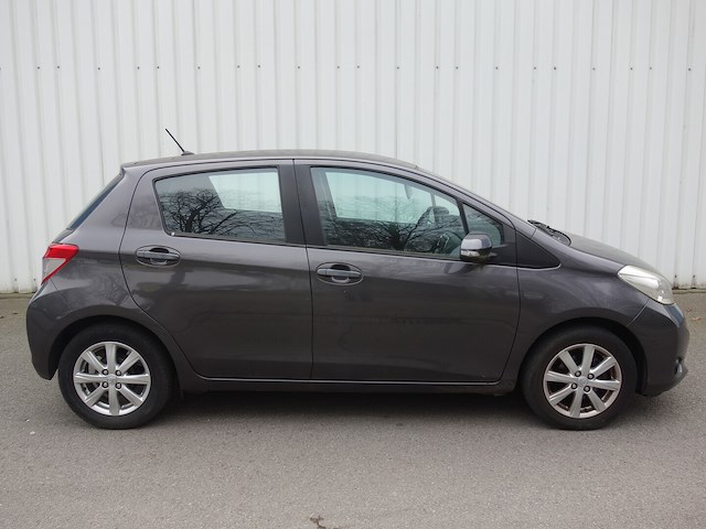 Toyota yaris - afbeelding 4 van  11